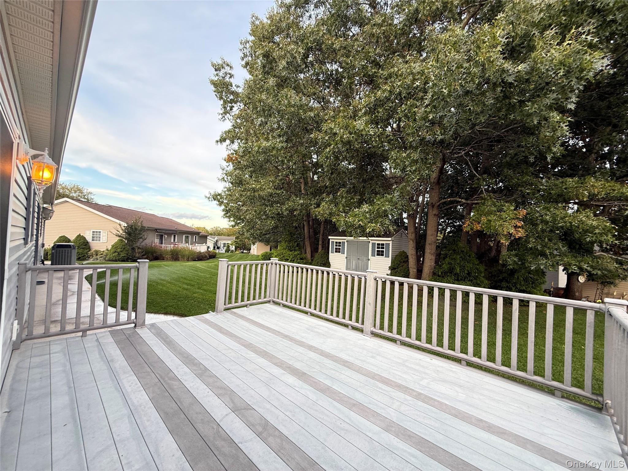 Single Family Middle Road  Suffolk County, NY 11933, MLS-1060050-35