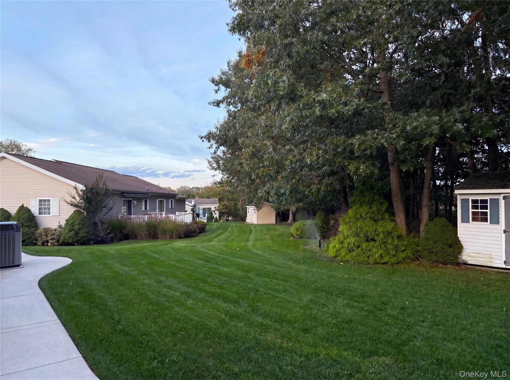 Single Family Middle Road  Suffolk County, NY 11933, MLS-1060050-36