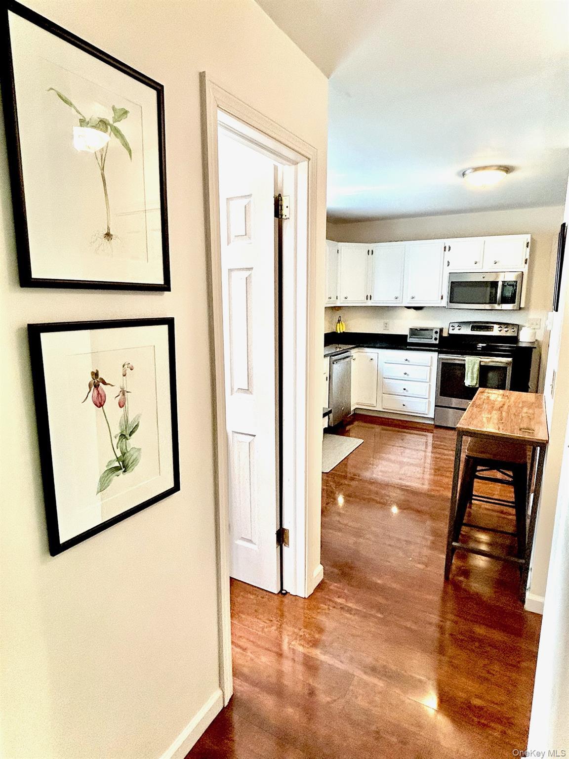 Single Family Middle Road  Columbia County, NY 12017, MLS-1060057-16