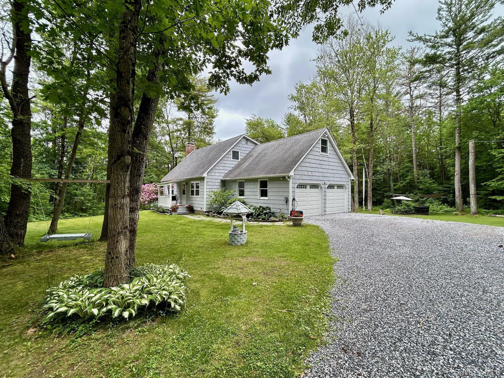 Single Family Middle Road  Columbia County, NY 12017, MLS-1060057-2