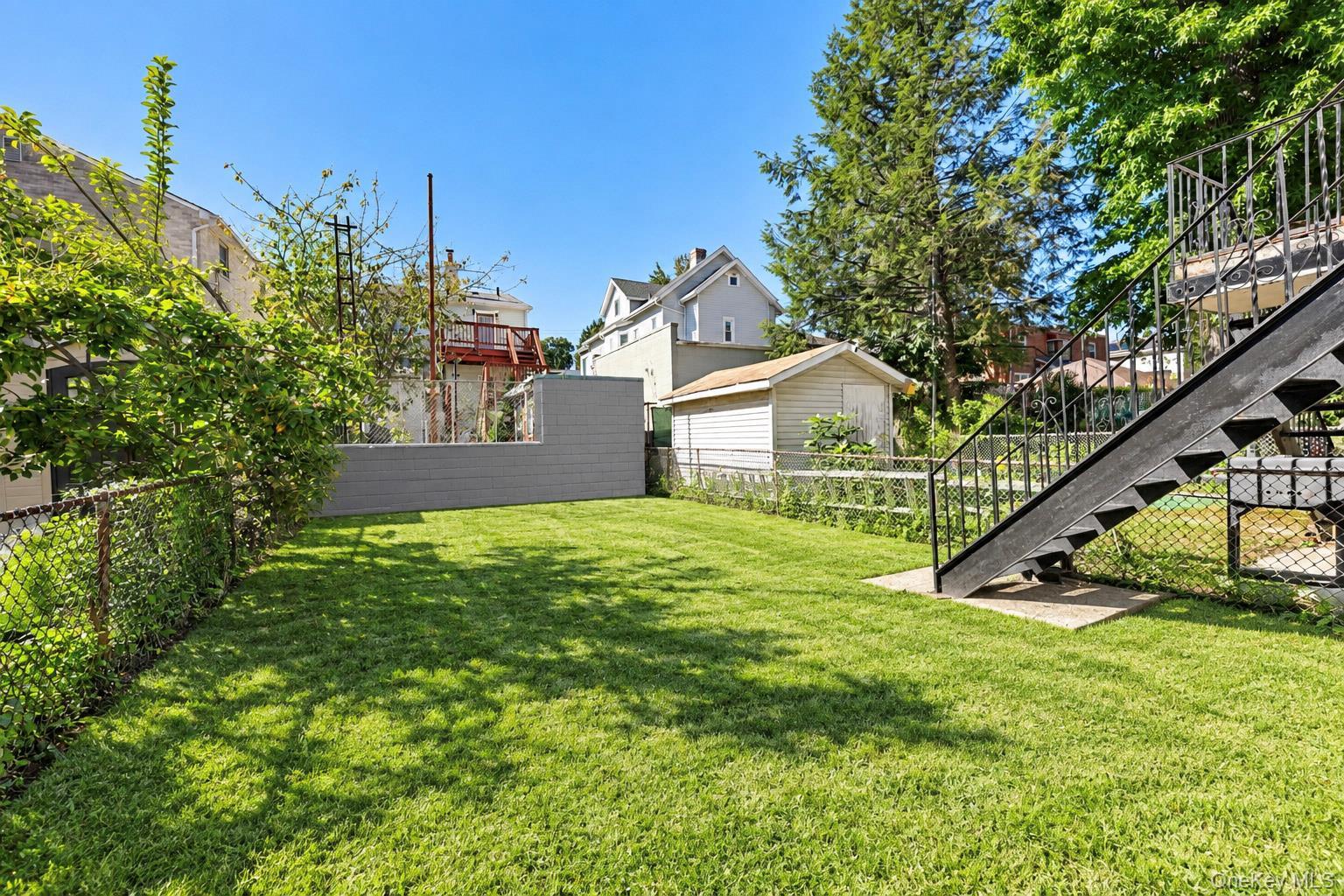 Single Family Morgan Avenue  Bronx, NY 10469, MLS-1060061-20