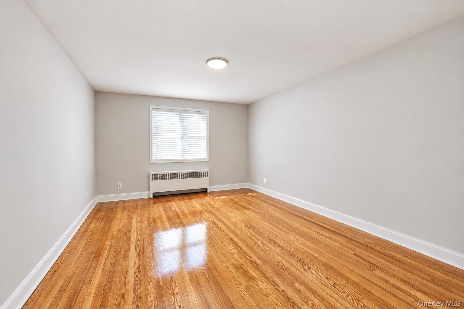 Single Family Morgan Avenue  Bronx, NY 10469, MLS-1060061-26