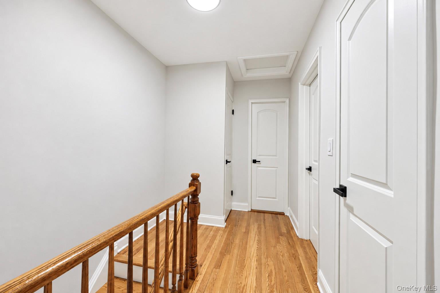 Single Family Morgan Avenue  Bronx, NY 10469, MLS-1060061-28
