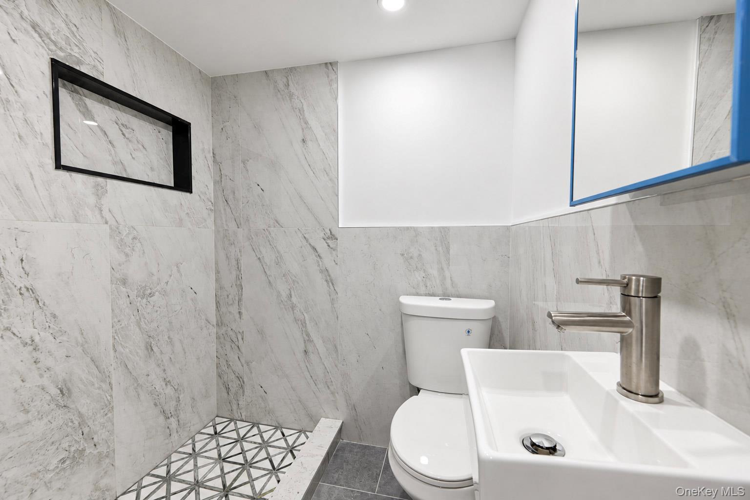 Single Family Morgan Avenue  Bronx, NY 10469, MLS-1060061-41