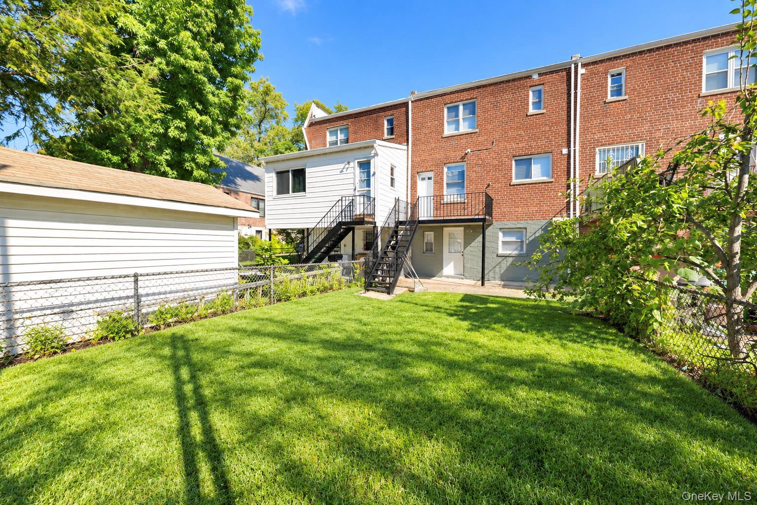 Single Family Morgan Avenue  Bronx, NY 10469, MLS-1060061-45