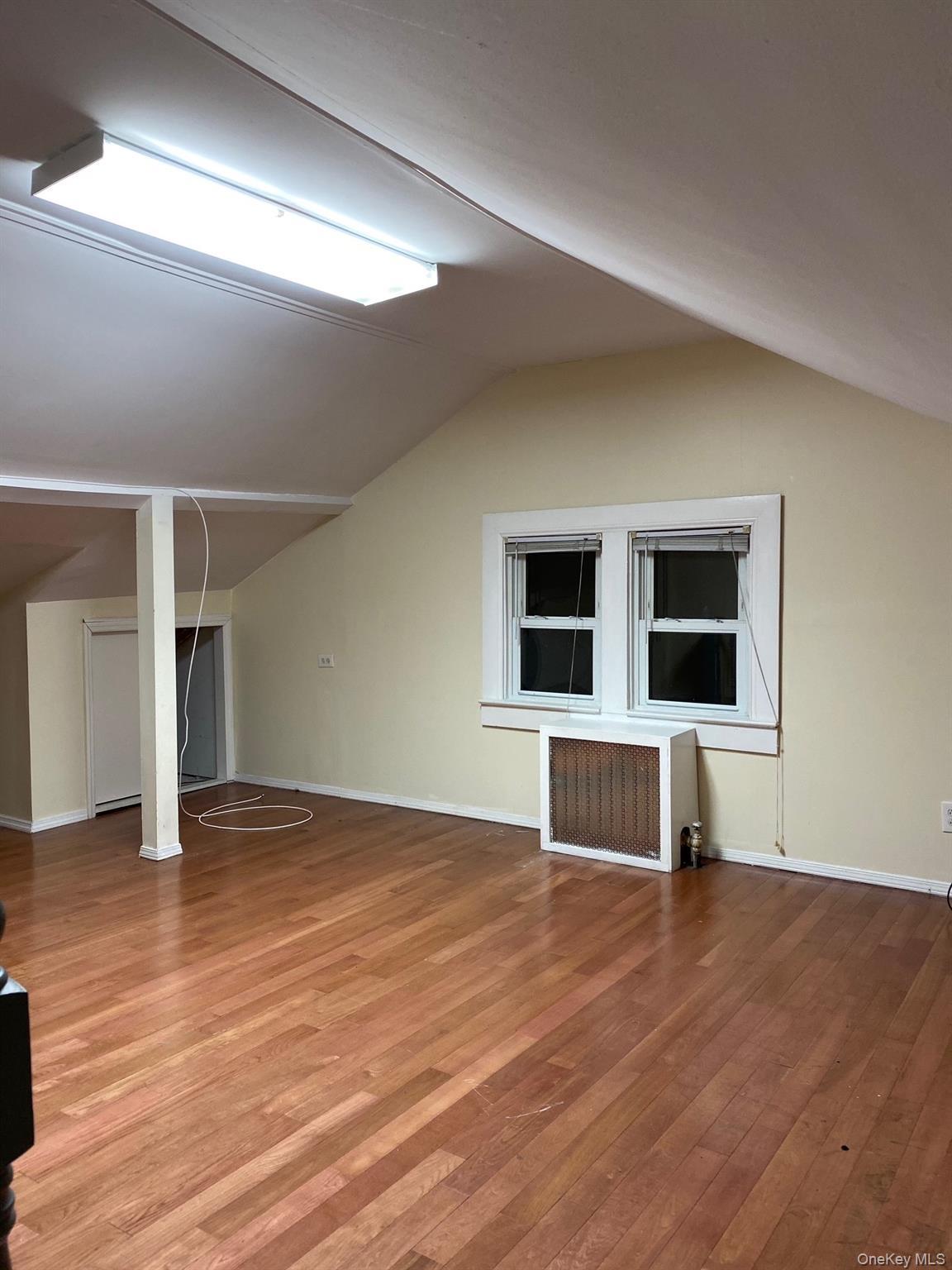 Single Family 89th Avenue Queens, NY 11426, MLS-1060107-6