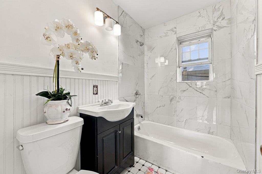 Single Family 9th Avenue Queens, NY 11356, MLS-1060165-10