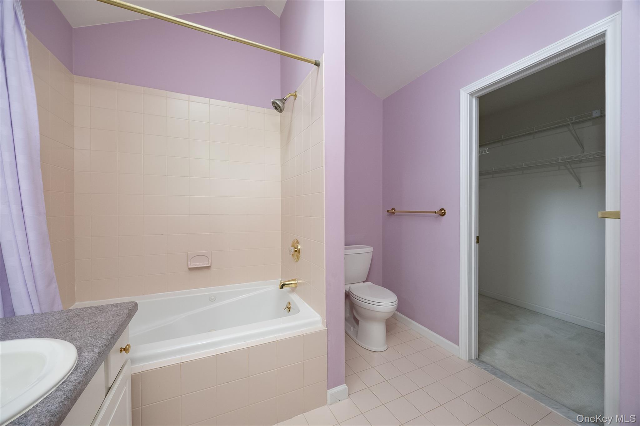 Single Family Turnberry Court Dutchess County, NY 12603, MLS-1060212-21