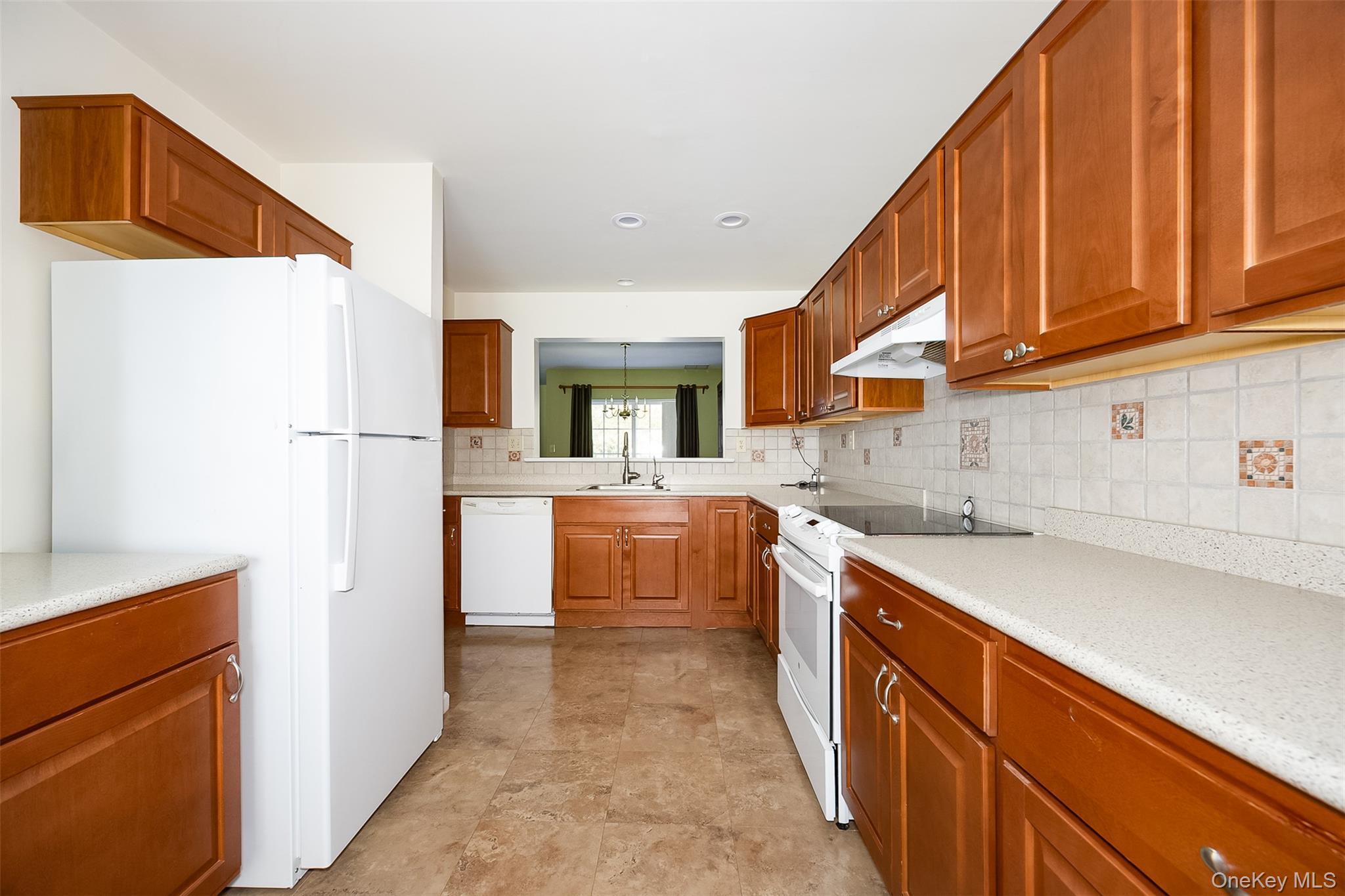 Single Family Turnberry Court Dutchess County, NY 12603, MLS-1060212-4