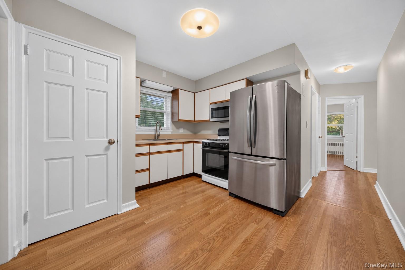 Single Family 208th Street  Queens, NY 11361, MLS-1060268-5