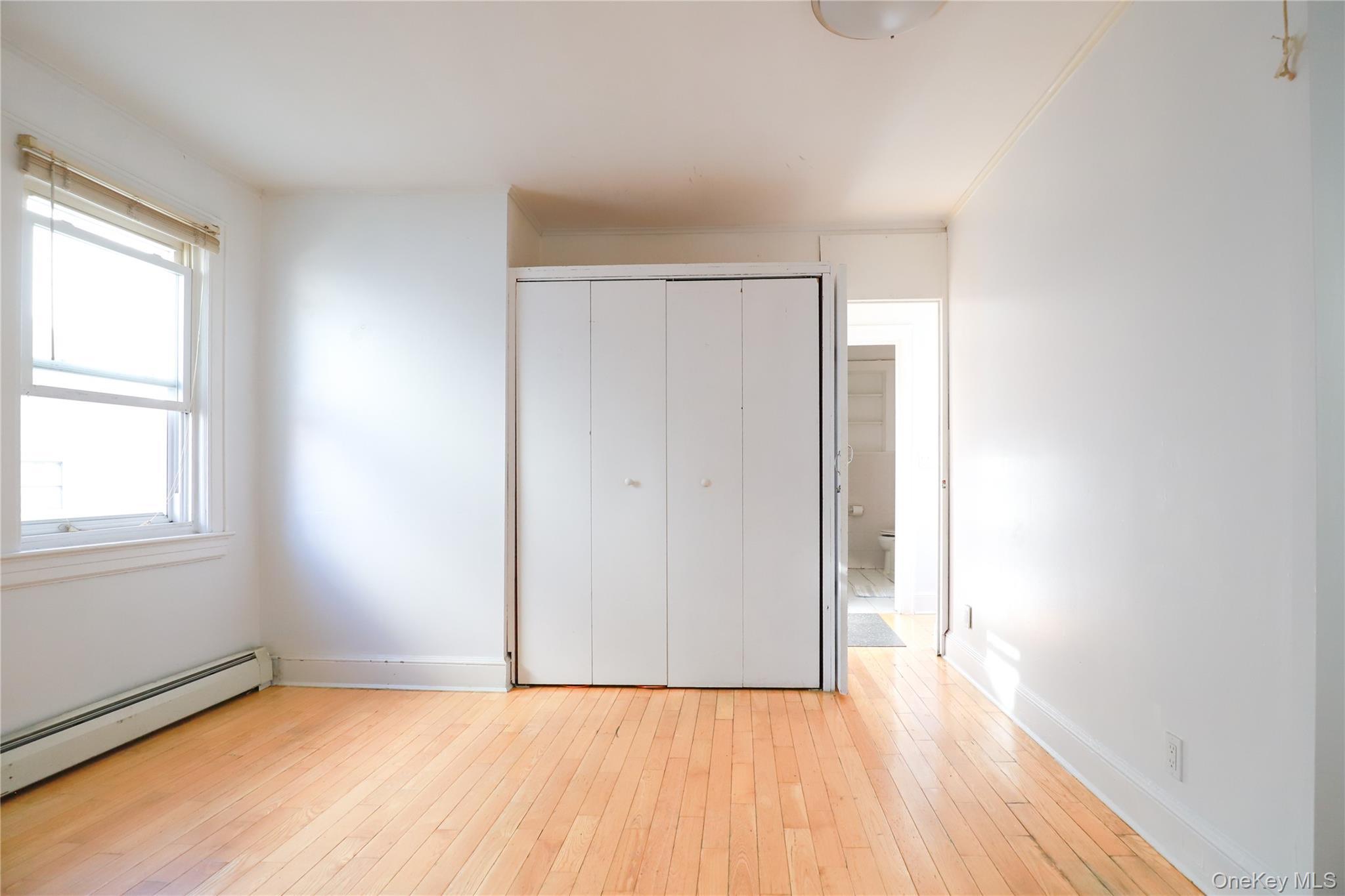 Single Family Kalmia Avenue Queens, NY 11355, MLS-1060271-6