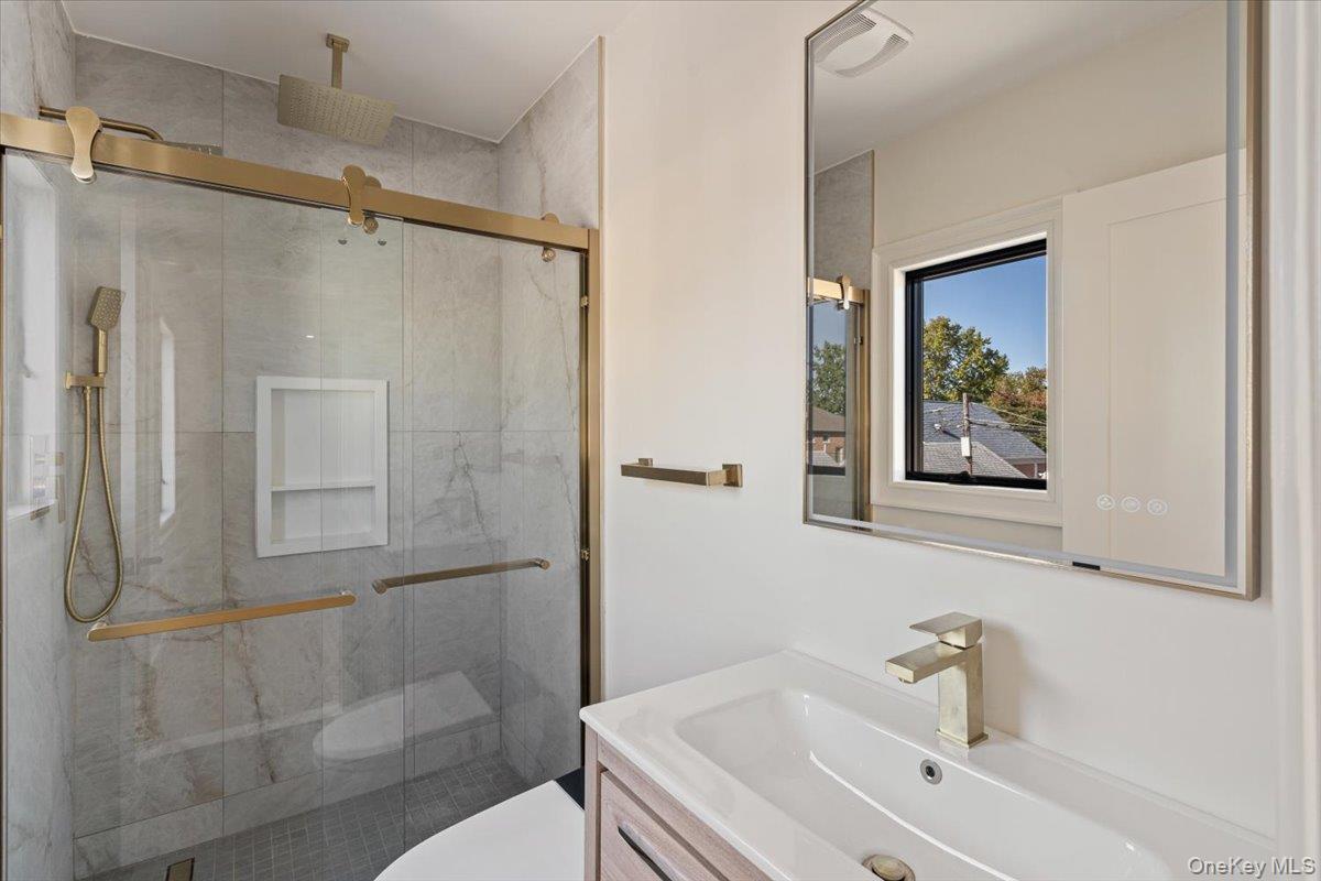 Single Family 7th Avenue  Queens, NY 11357, MLS-1060349-15