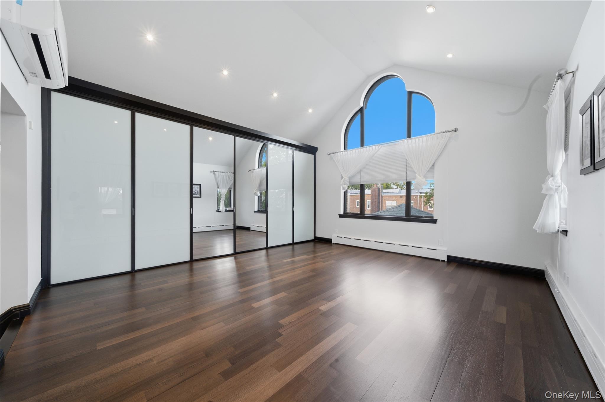 Single Family 69th Lane Queens, NY 11378, MLS-1060411-10