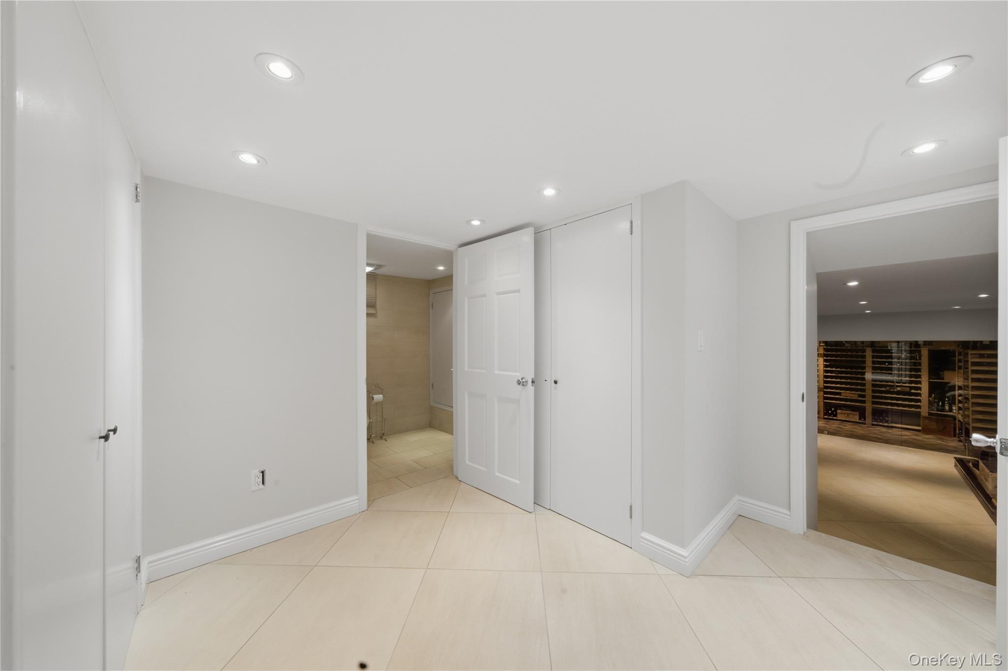 Single Family 69th Lane Queens, NY 11378, MLS-1060411-13