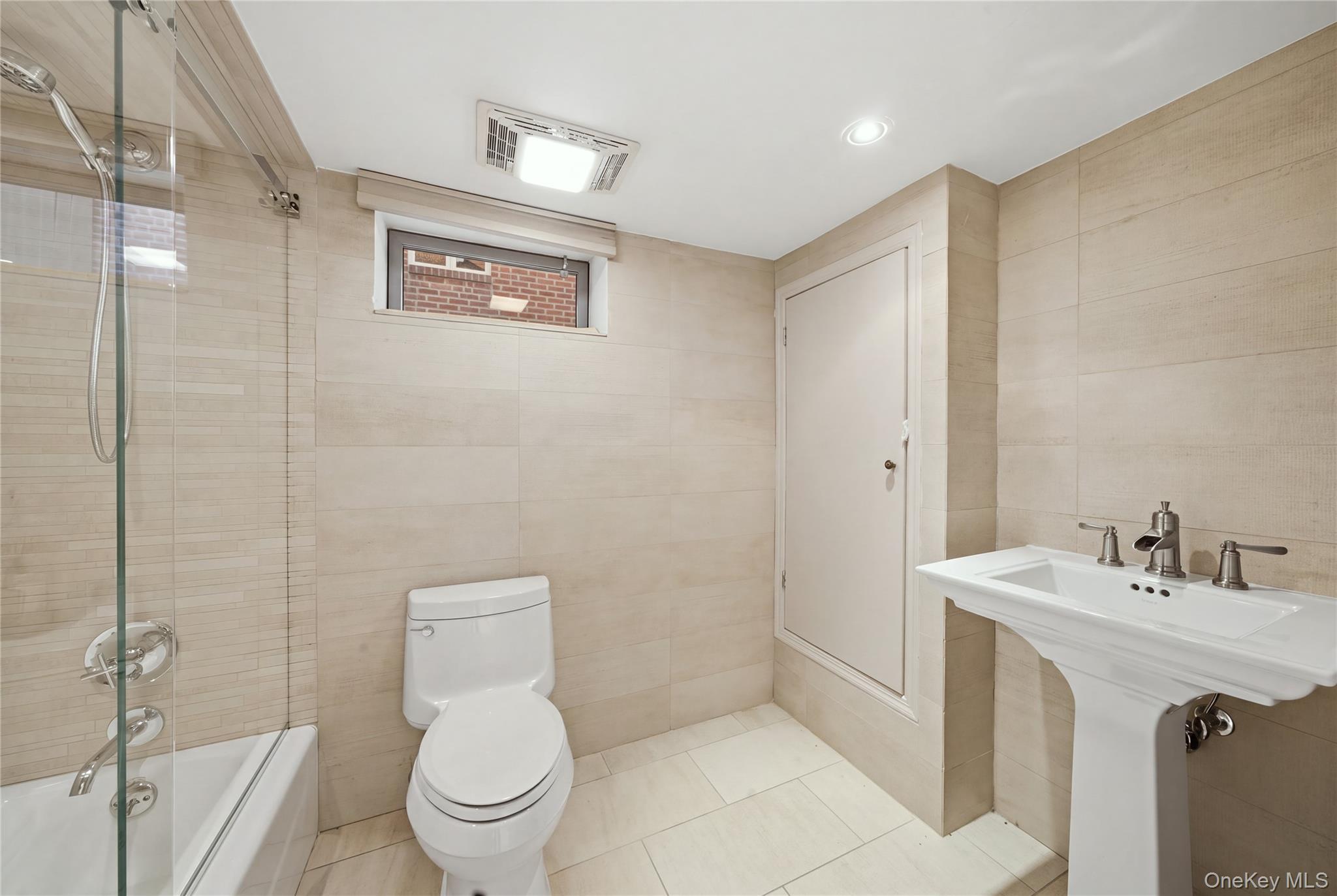 Single Family 69th Lane Queens, NY 11378, MLS-1060411-23