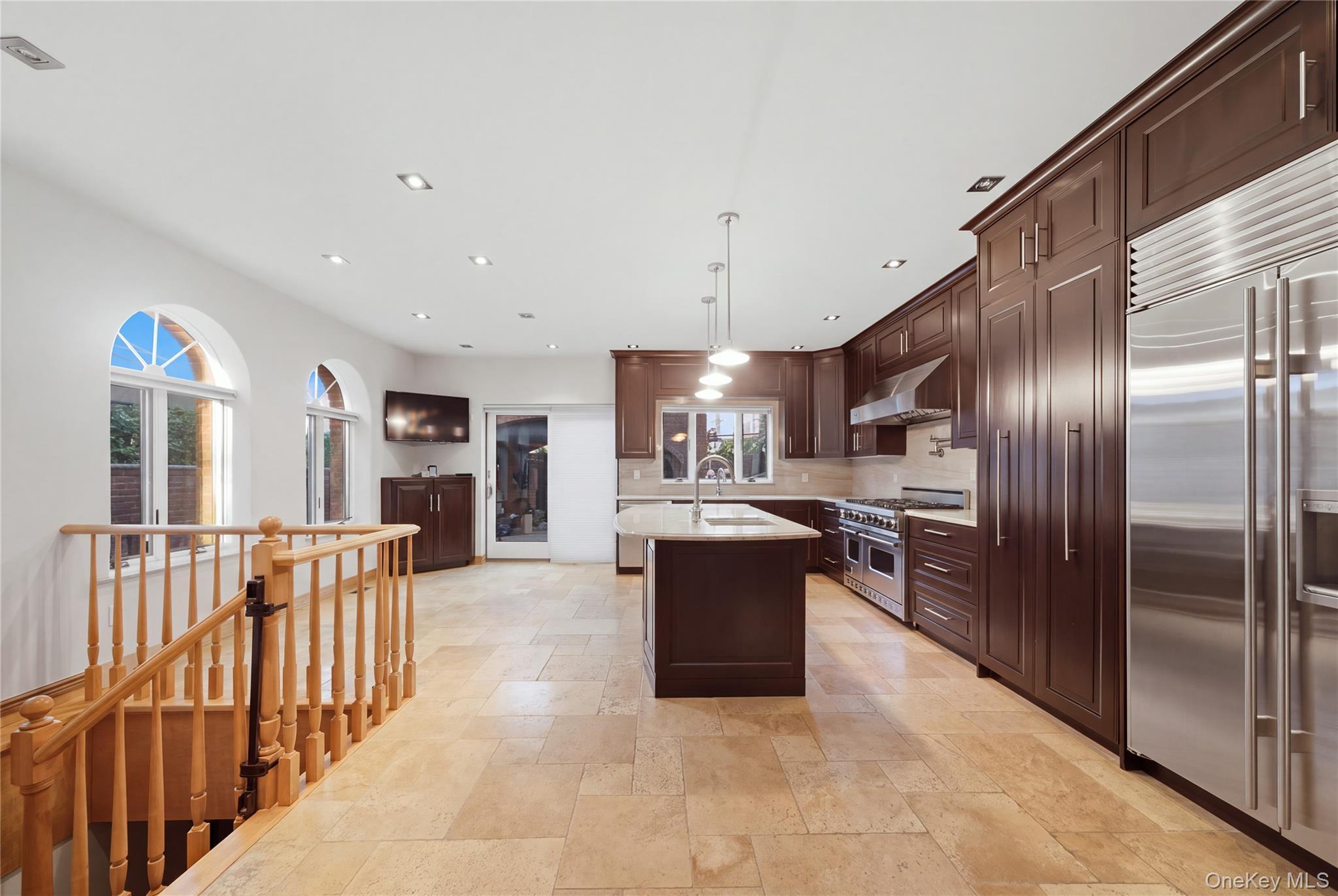 Single Family 69th Lane Queens, NY 11378, MLS-1060411-7
