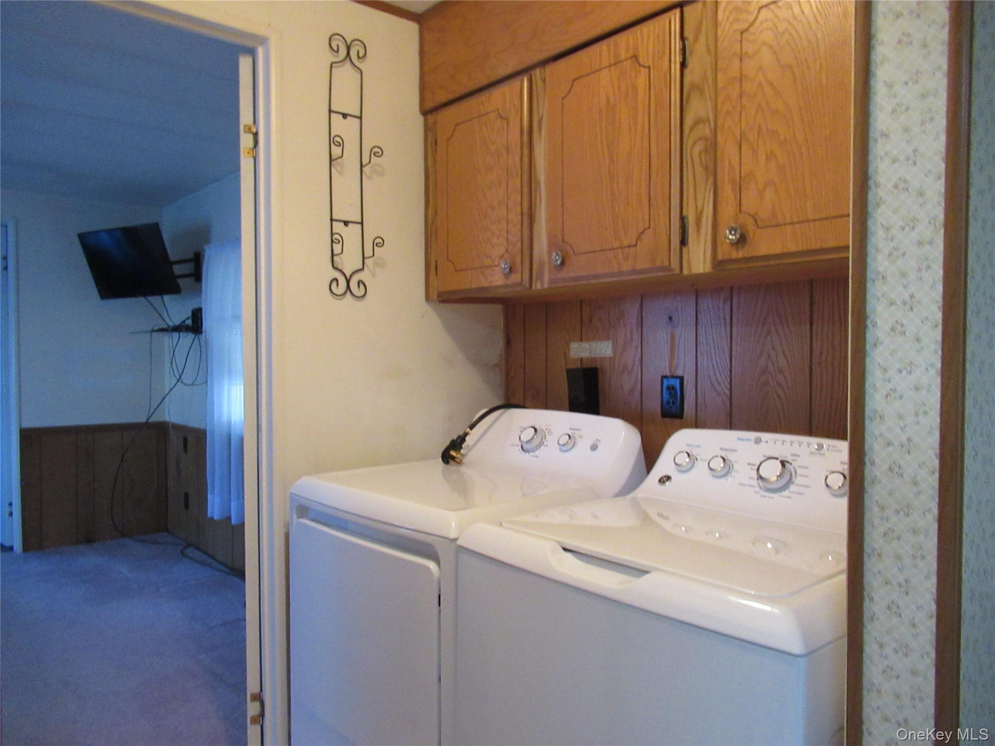 Single Family Bluebird Way  Dutchess County, NY 12522, MLS-1060494-13