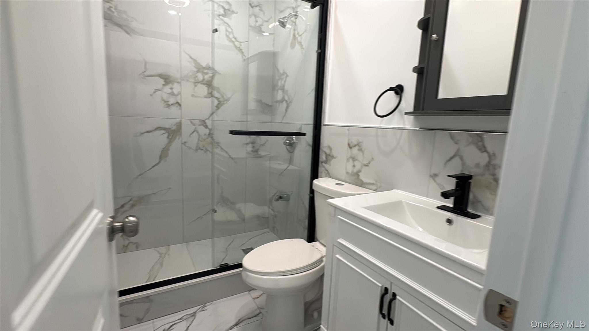 Single Family 88th Avenue Queens, NY 11421, MLS-1060626-18