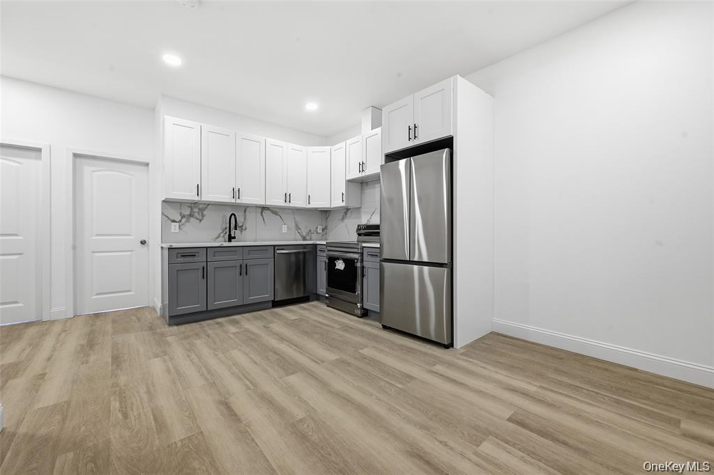 Single Family 88th Avenue Queens, NY 11421, MLS-1060626-25