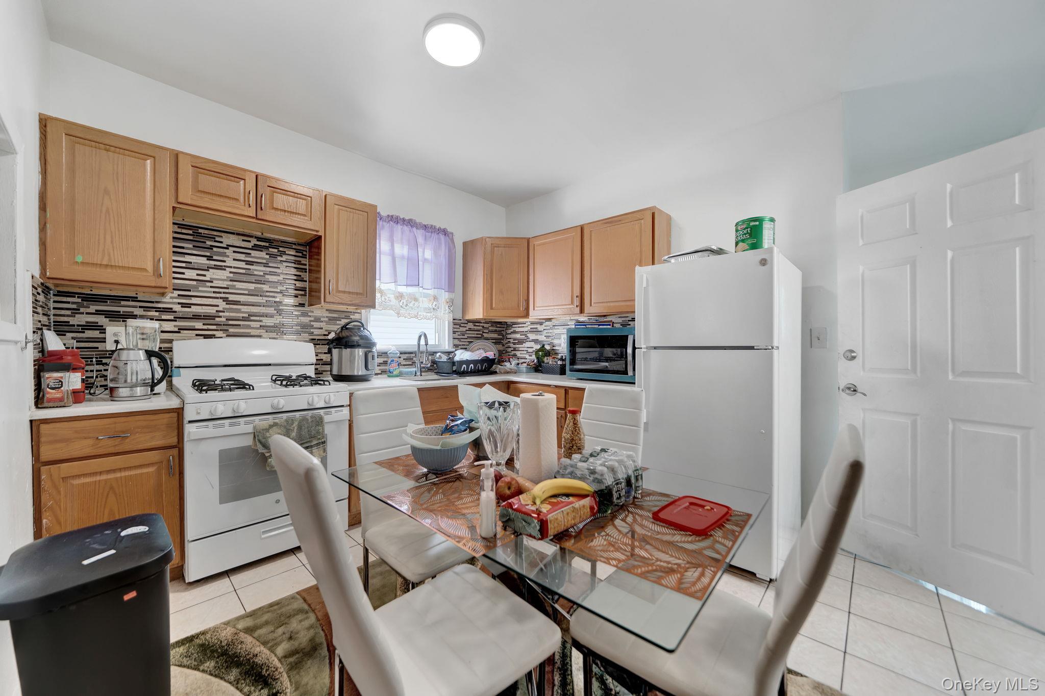 Single Family 131st Street  Queens, NY 11419, MLS-1060636-16