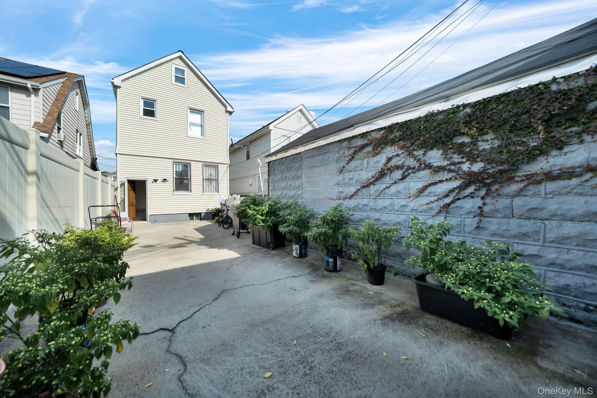 Single Family 131st Street  Queens, NY 11419, MLS-1060636-27