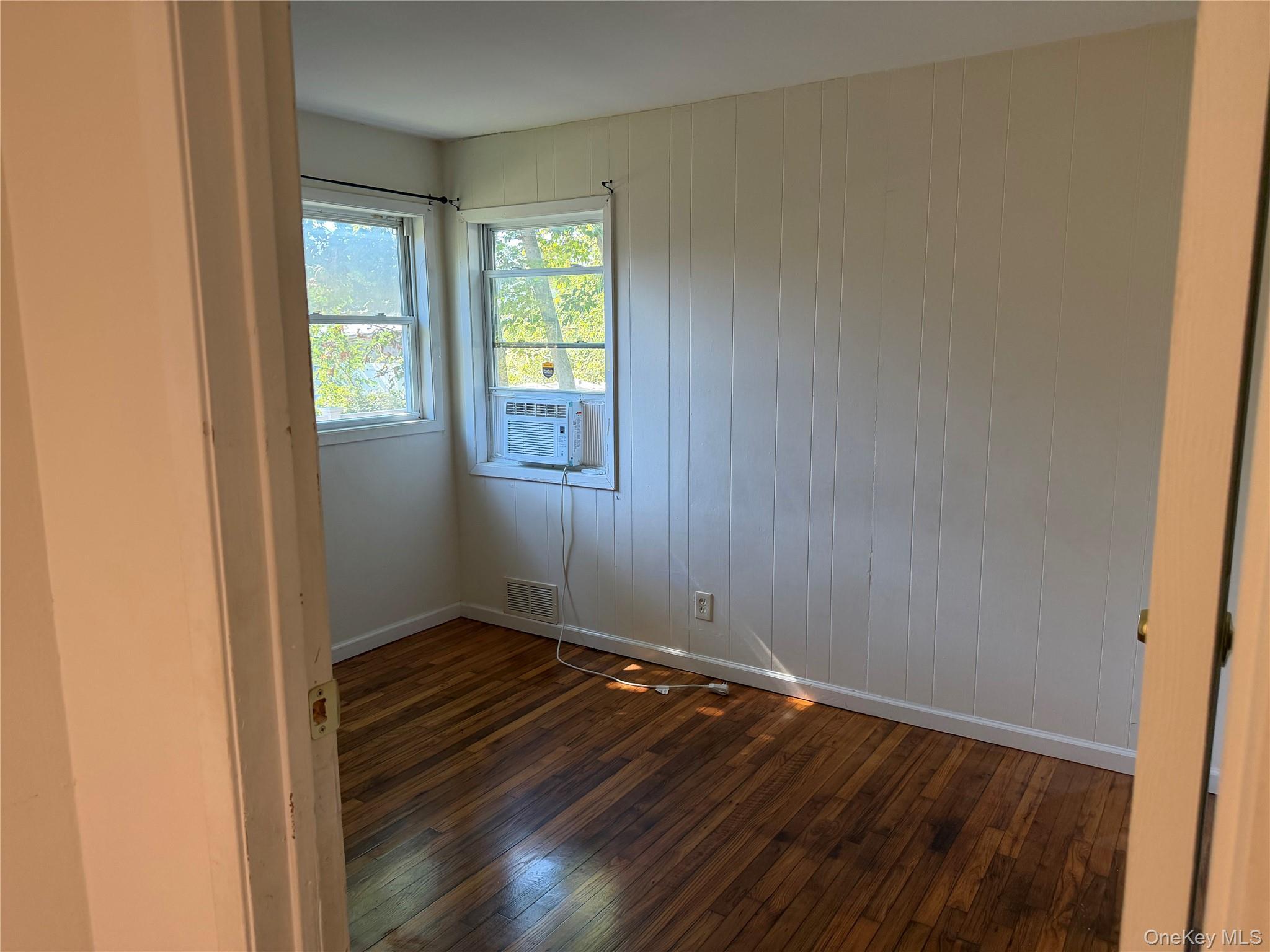 Single Family Doane Avenue  Suffolk County, NY 11713, MLS-1060652-11
