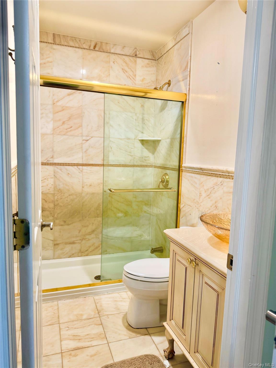 Single Family 180th St Queens, NY 11434, MLS-1060663-11