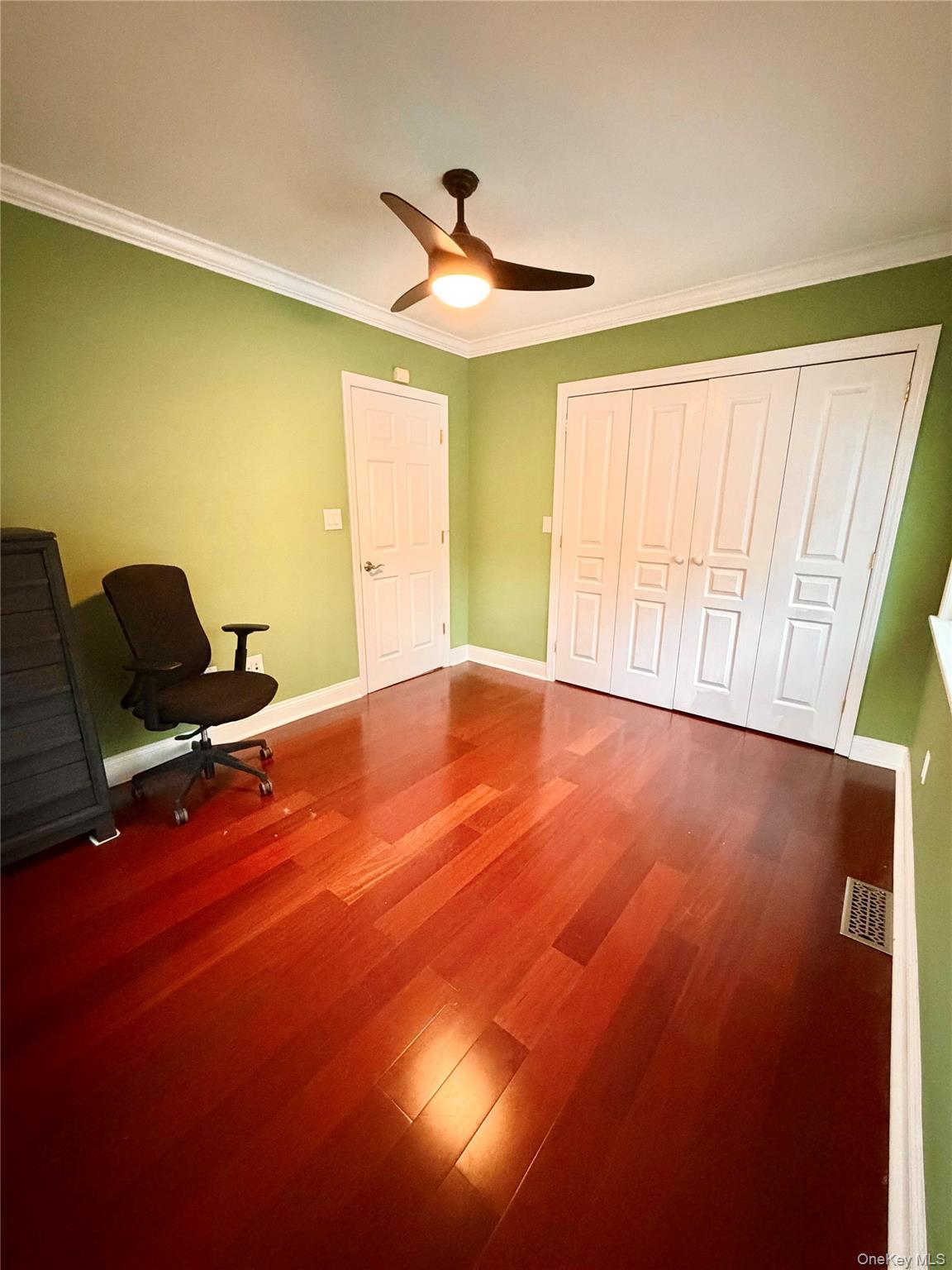 Single Family 180th St Queens, NY 11434, MLS-1060663-14