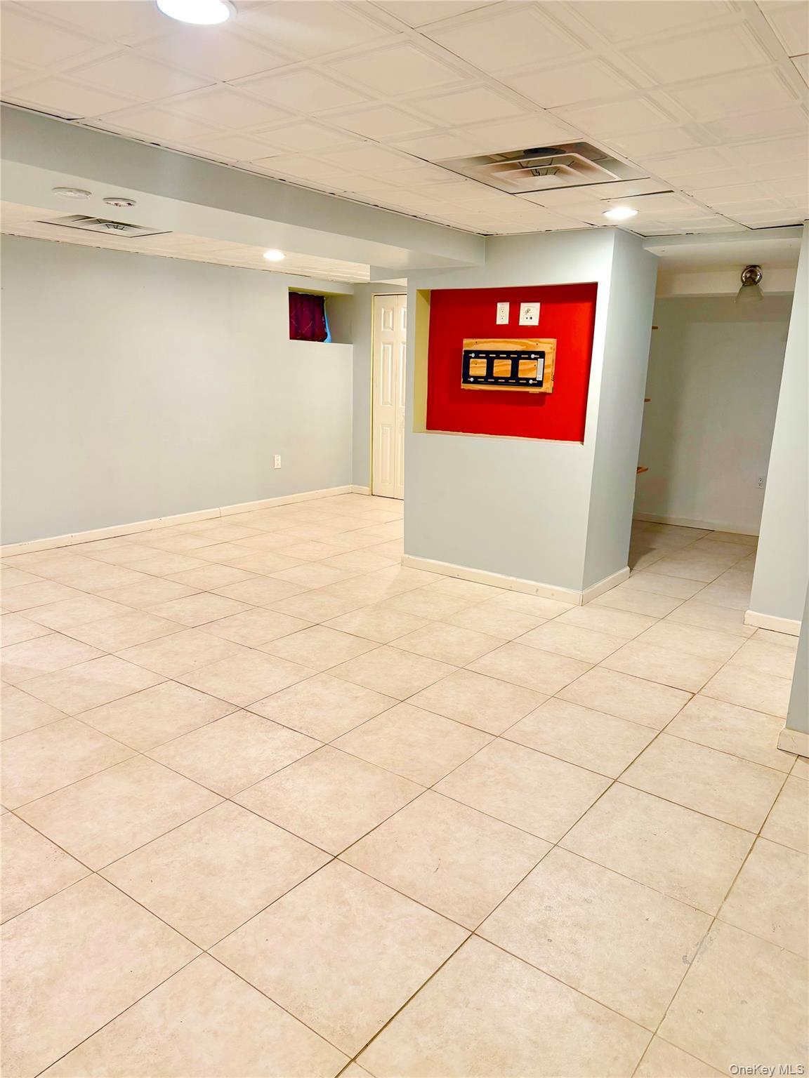 Single Family 180th St Queens, NY 11434, MLS-1060663-19