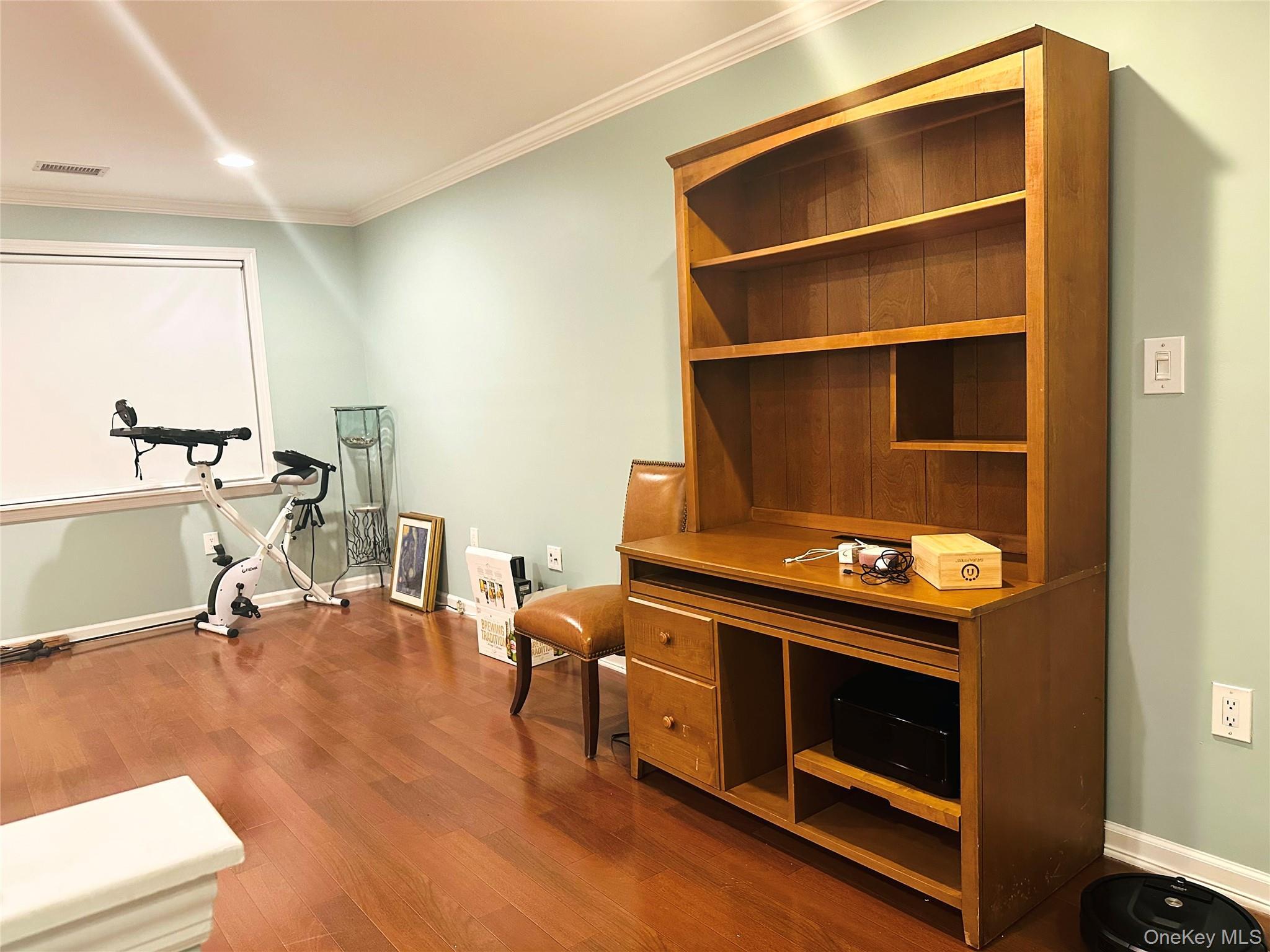 Single Family 180th St Queens, NY 11434, MLS-1060663-23