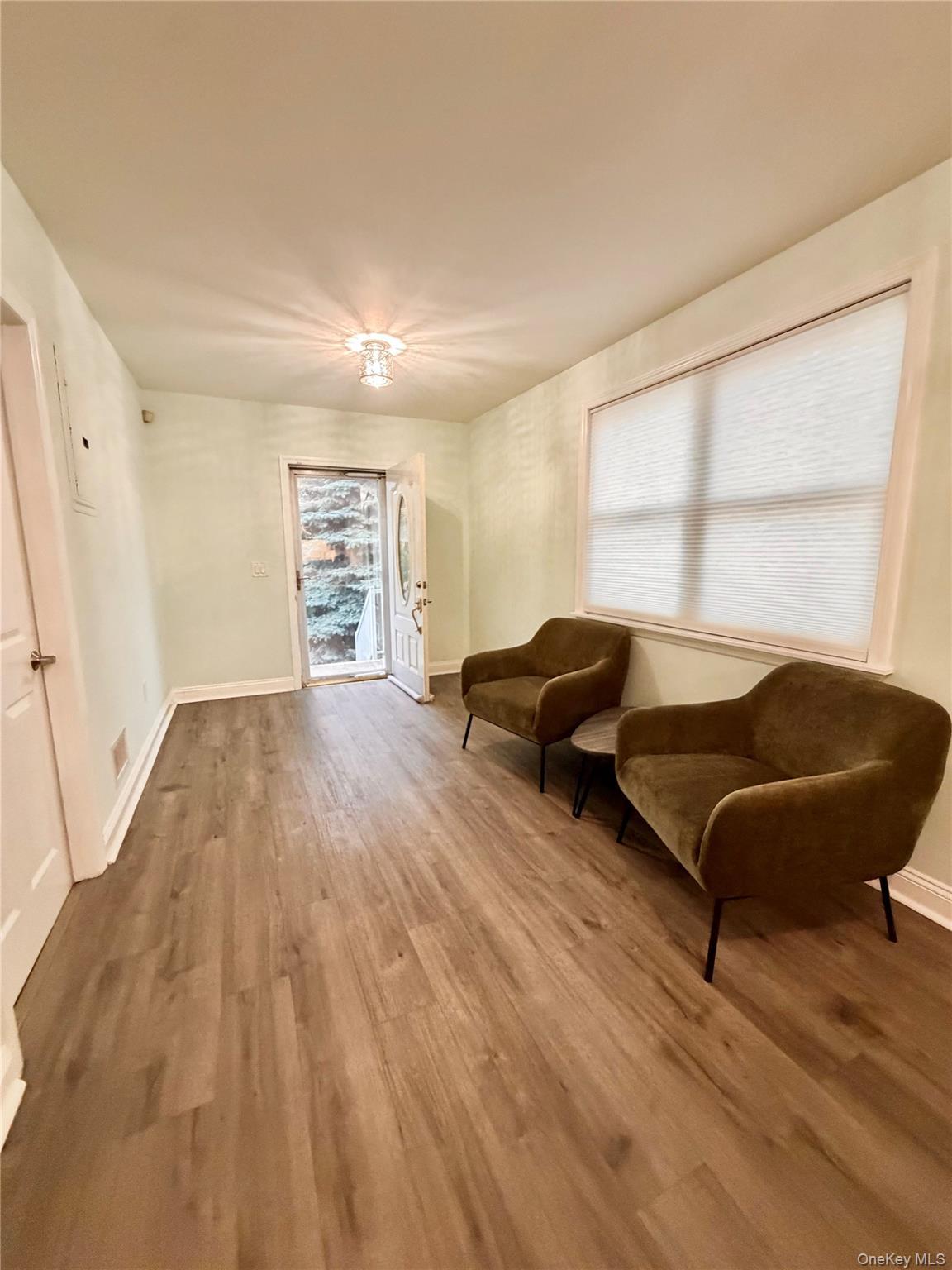 Single Family 180th St Queens, NY 11434, MLS-1060663-3