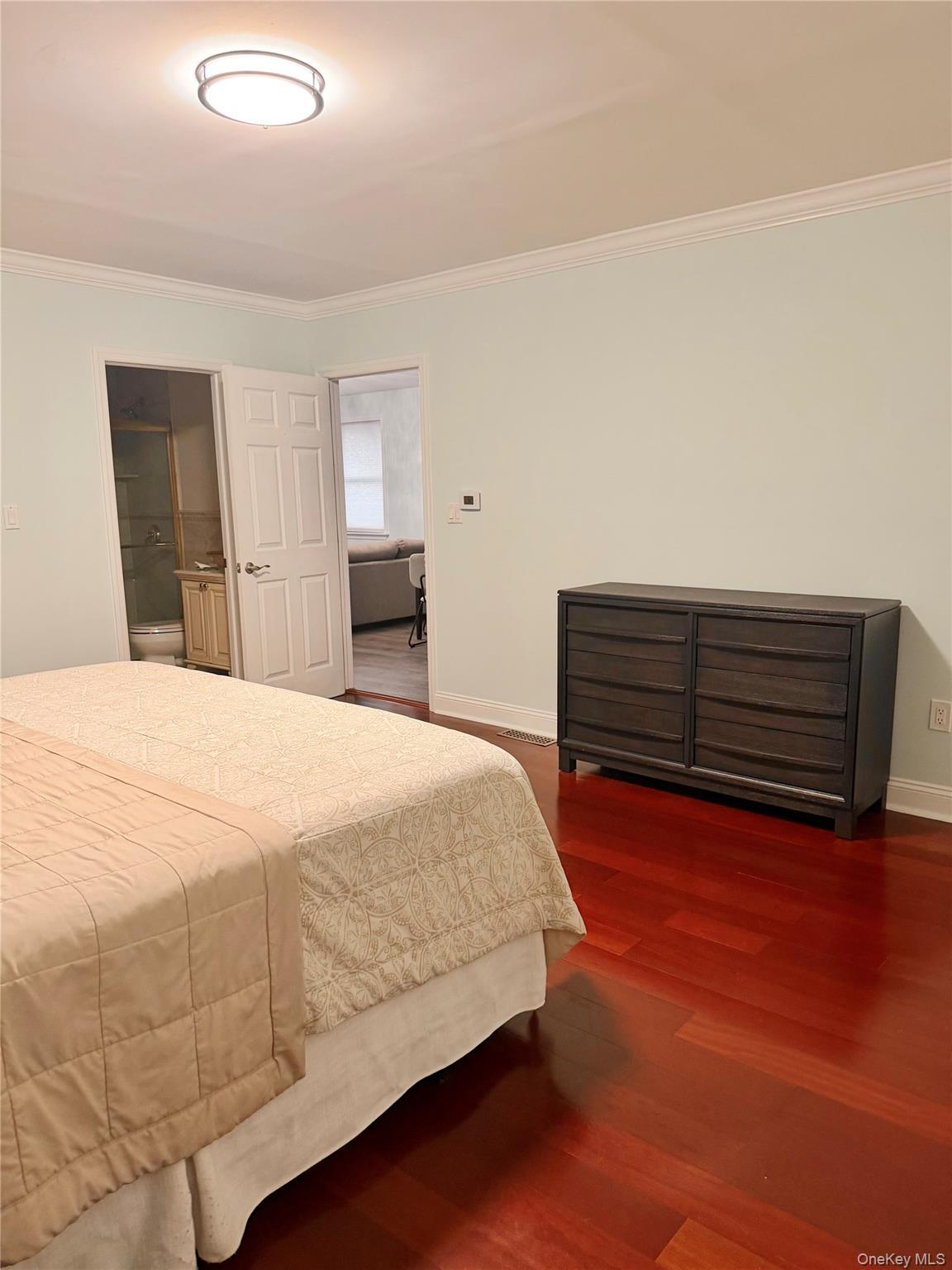 Single Family 180th St Queens, NY 11434, MLS-1060663-9