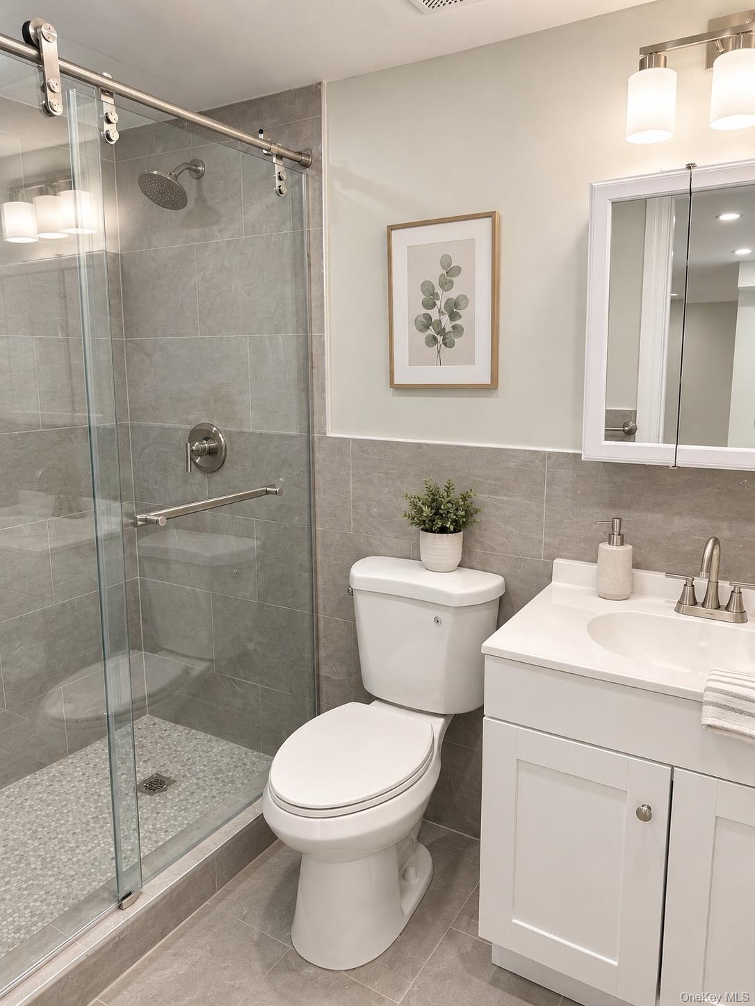 Single Family 78th Avenue Queens, NY 11385, MLS-1060666-23