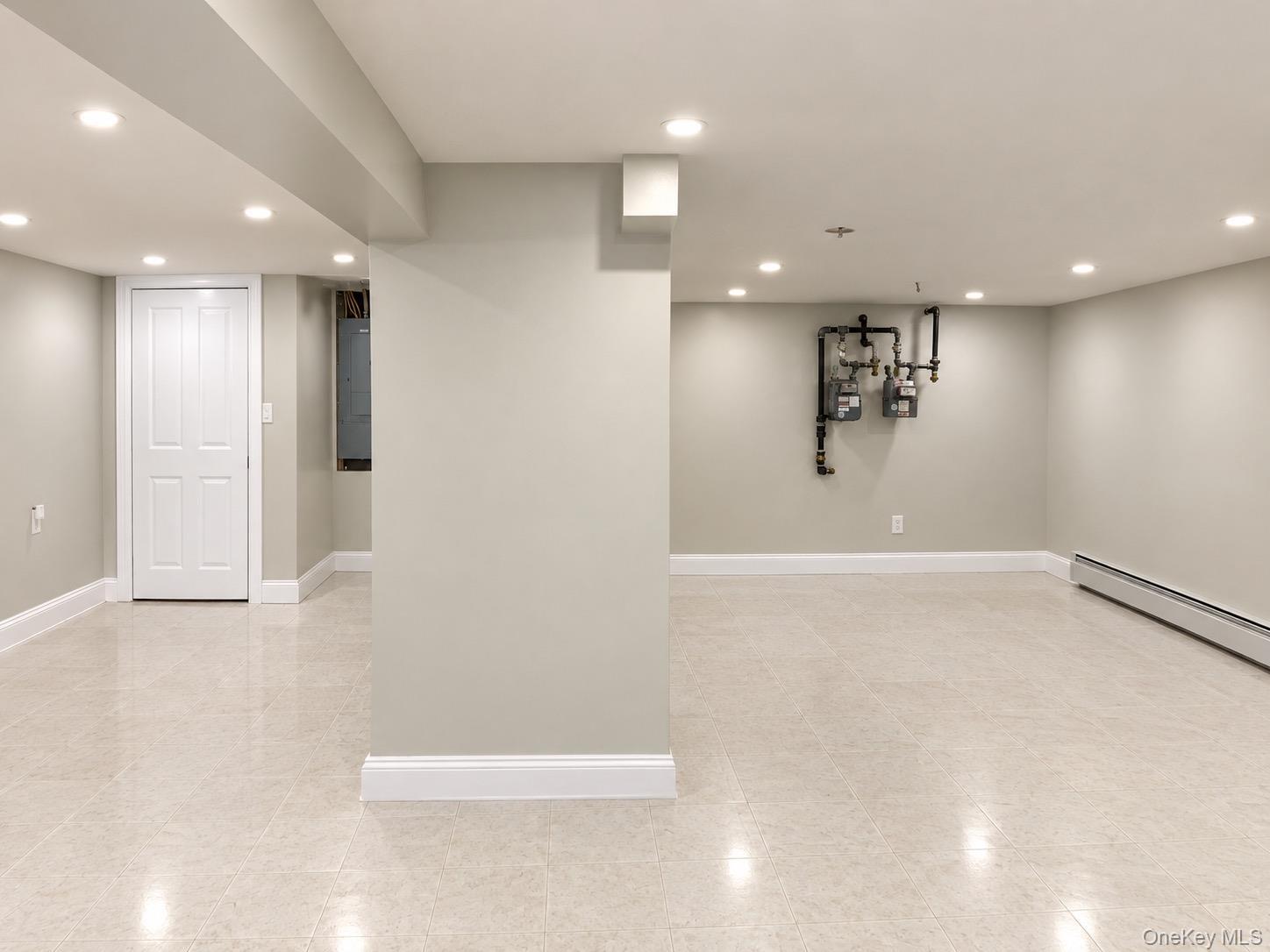 Single Family 78th Avenue Queens, NY 11385, MLS-1060666-29