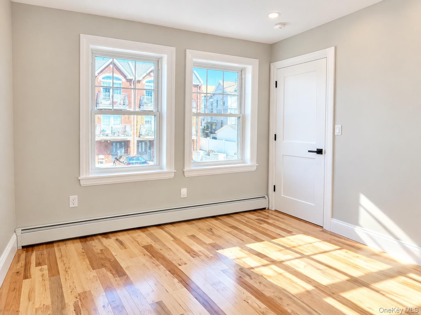 Single Family 78th Avenue Queens, NY 11385, MLS-1060666-9