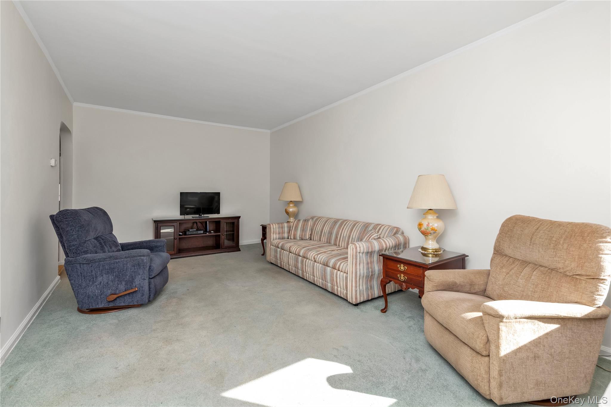 Single Family 46th Road  Queens, NY 11358, MLS-1060684-4