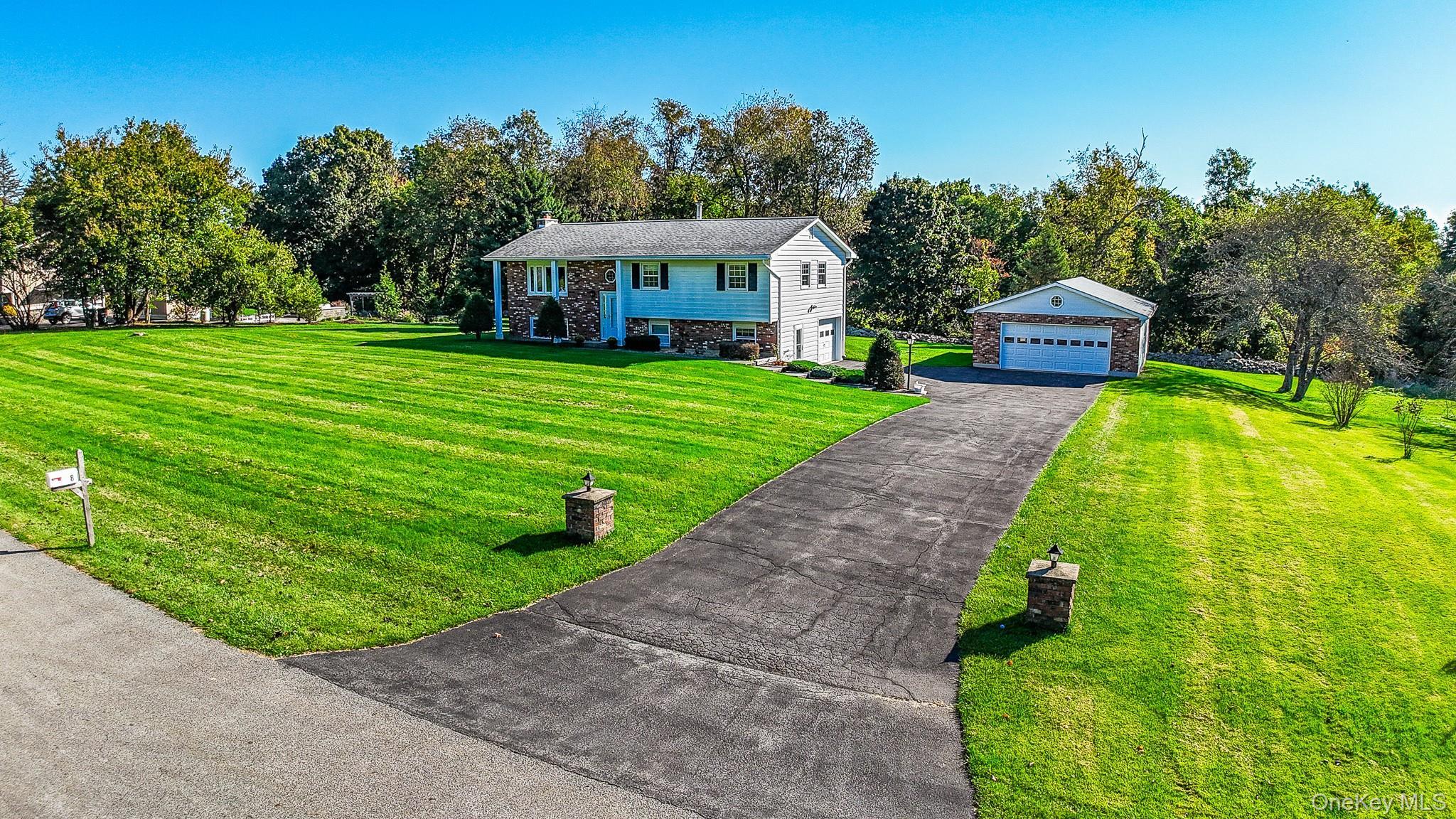 Single Family Gunsch Estate Drive Orange County, NY 12550, MLS-1060686-3