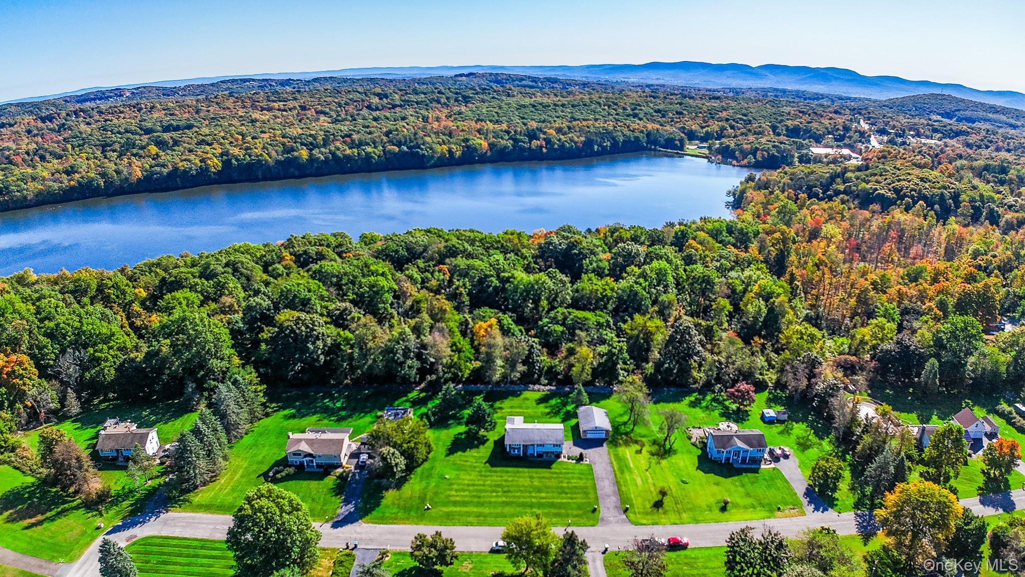 Single Family Gunsch Estate Drive Orange County, NY 12550, MLS-1060686-9