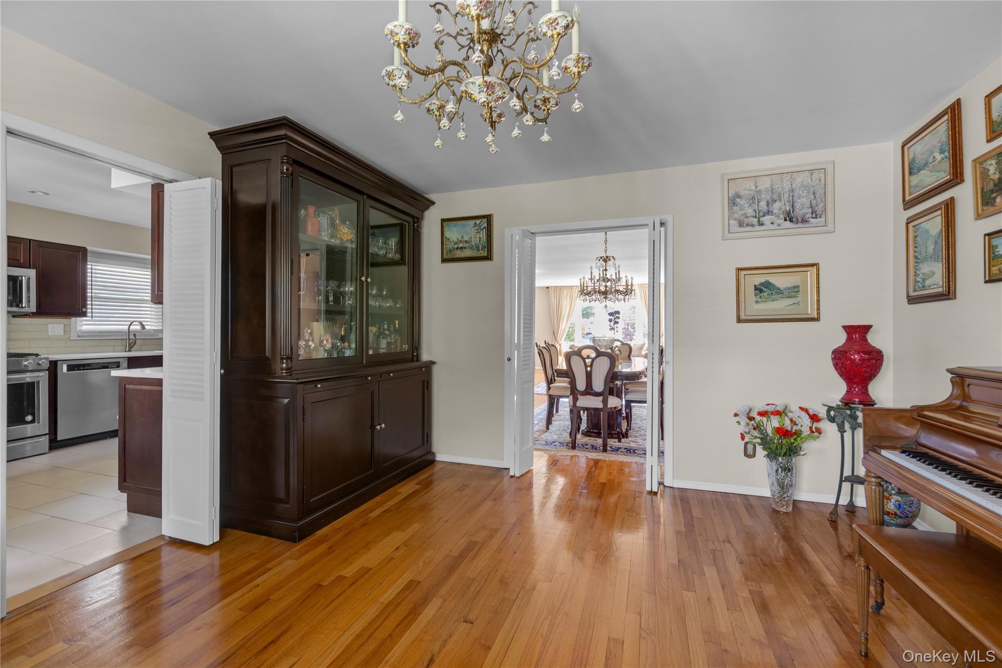 Single Family 11th Avenue Queens, NY 11357, MLS-1060714-7