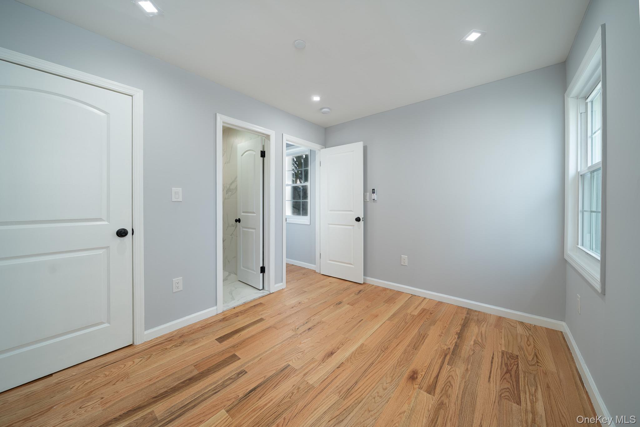 Single Family 70th Street Queens, NY 11385, MLS-1060740-18