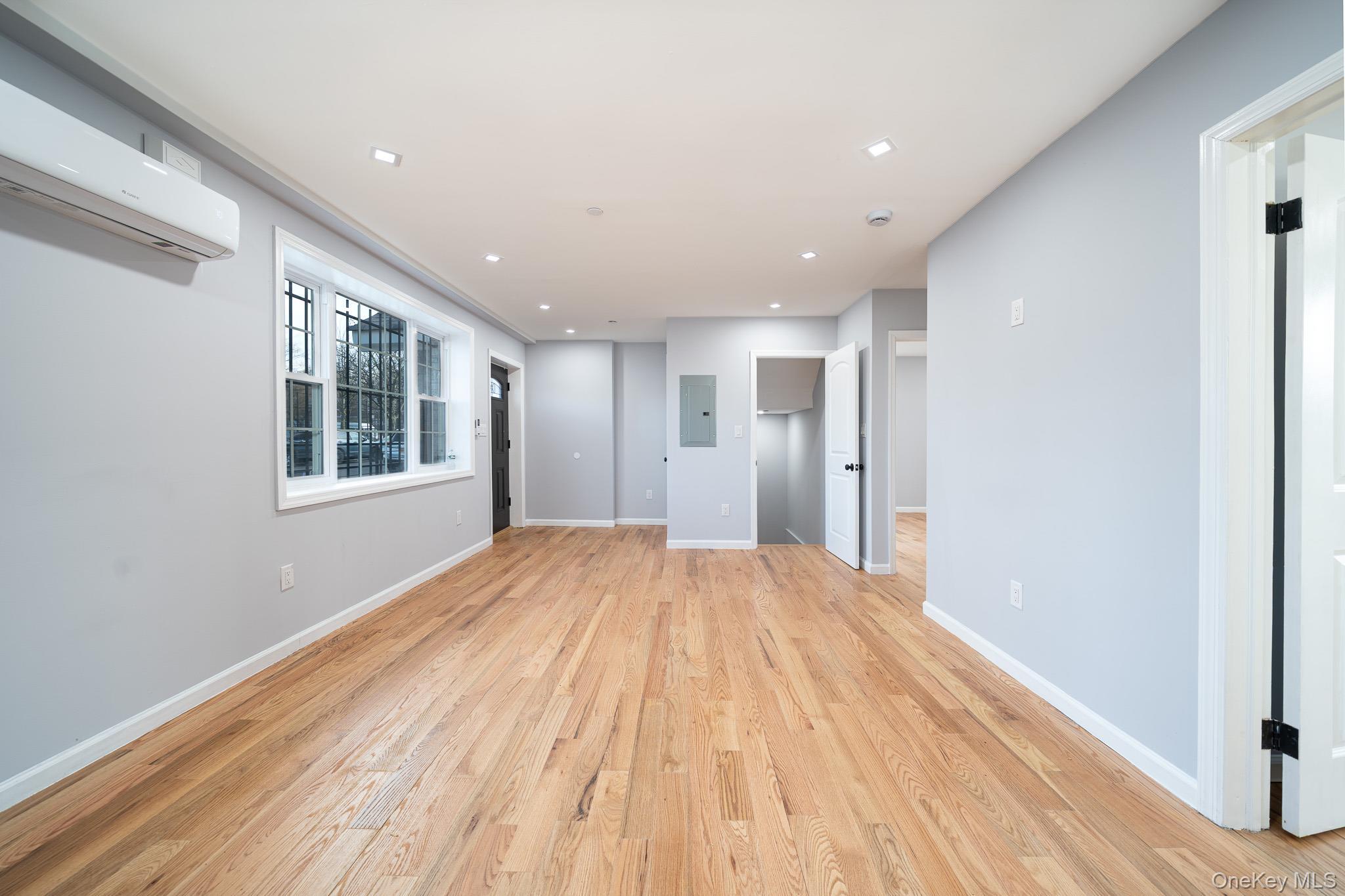 Single Family 70th Street Queens, NY 11385, MLS-1060740-5