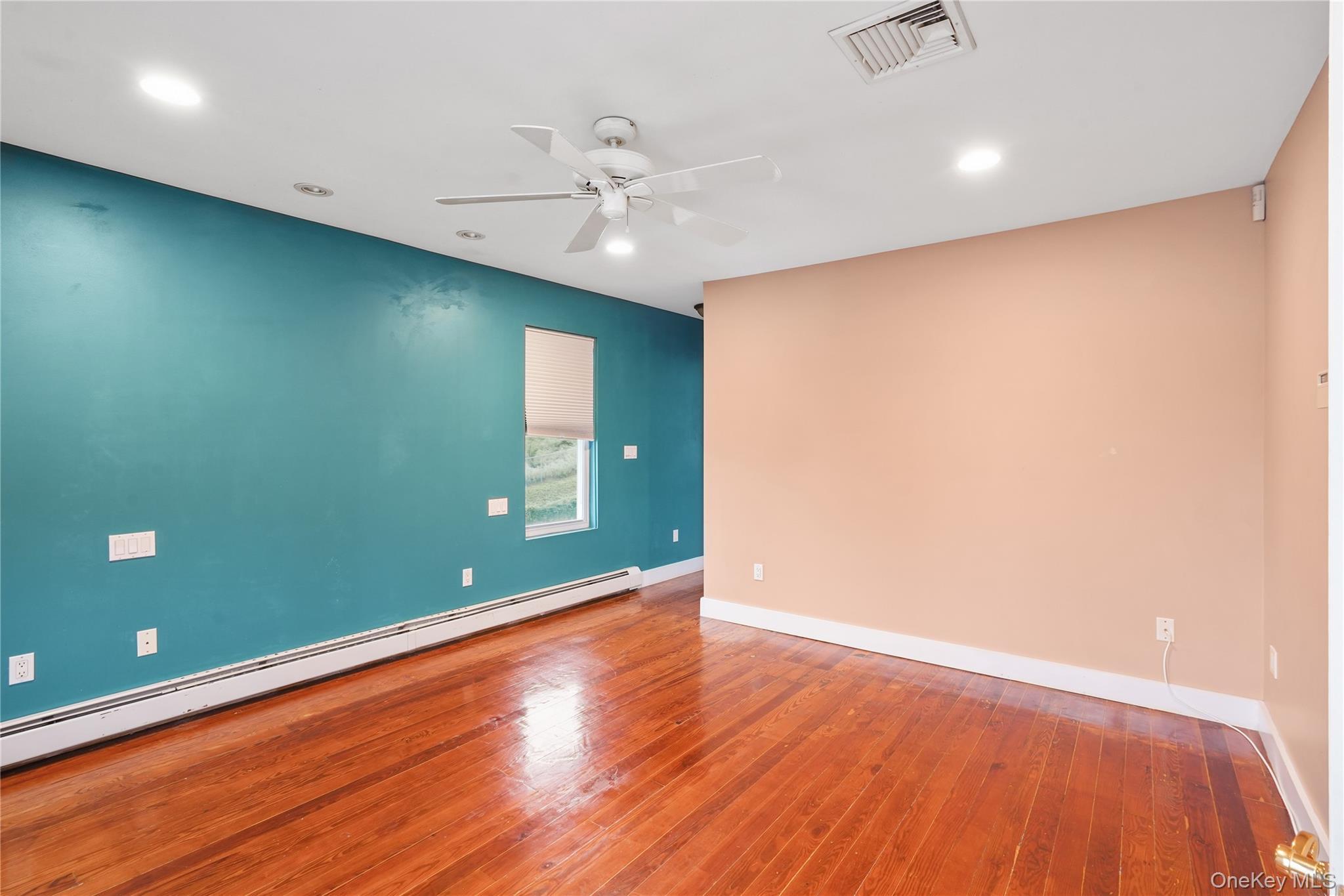 Single Family Maple Avenue Rockland County, NY 10927, MLS-1060751-16