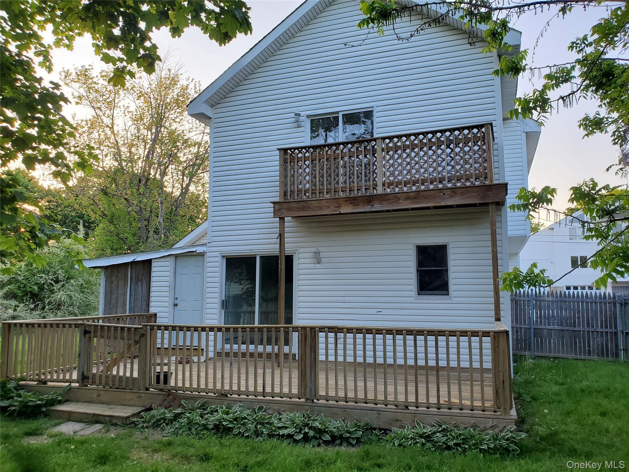 Single Family W Narcissus Road Suffolk County, NY 11951, MLS-1060753-2