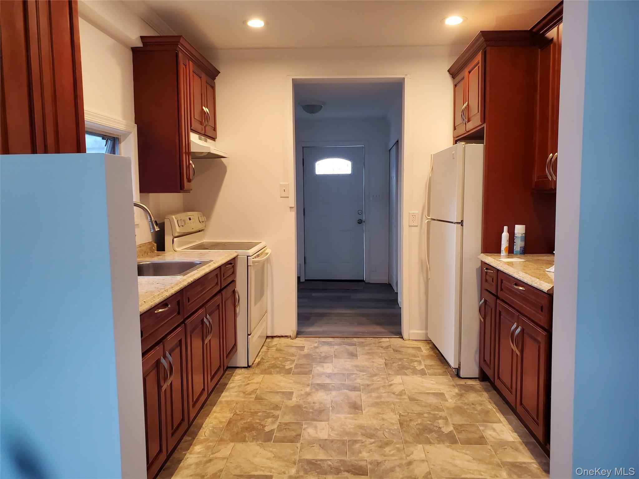Single Family W Narcissus Road Suffolk County, NY 11951, MLS-1060753-5