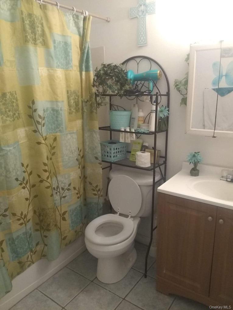 Single Family W Narcissus Road Suffolk County, NY 11951, MLS-1060753-8