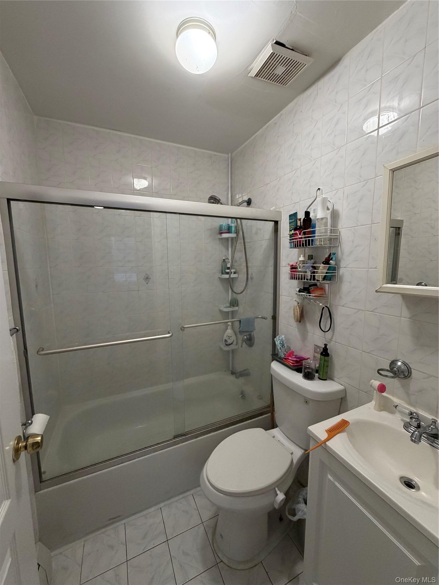 Single Family 185th Street  Queens, NY 11365, MLS-1060775-10