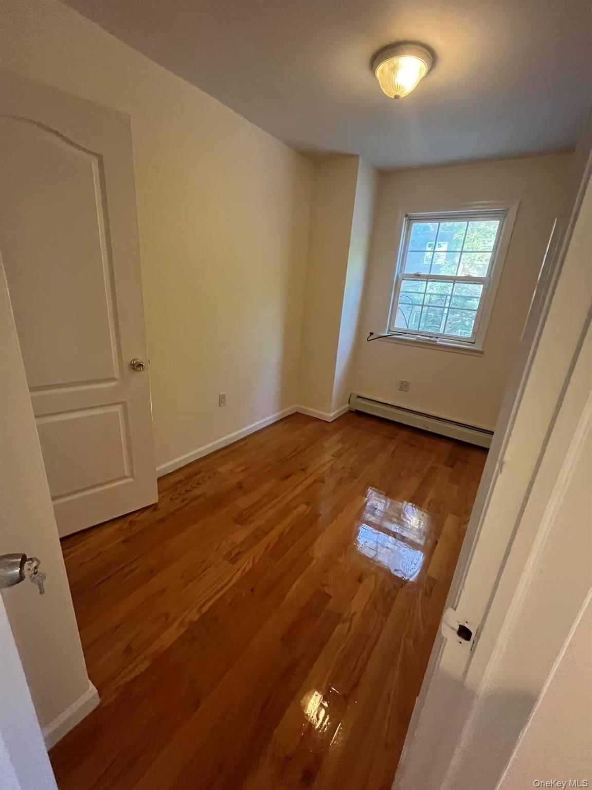 Single Family 185th Street  Queens, NY 11365, MLS-1060775-8