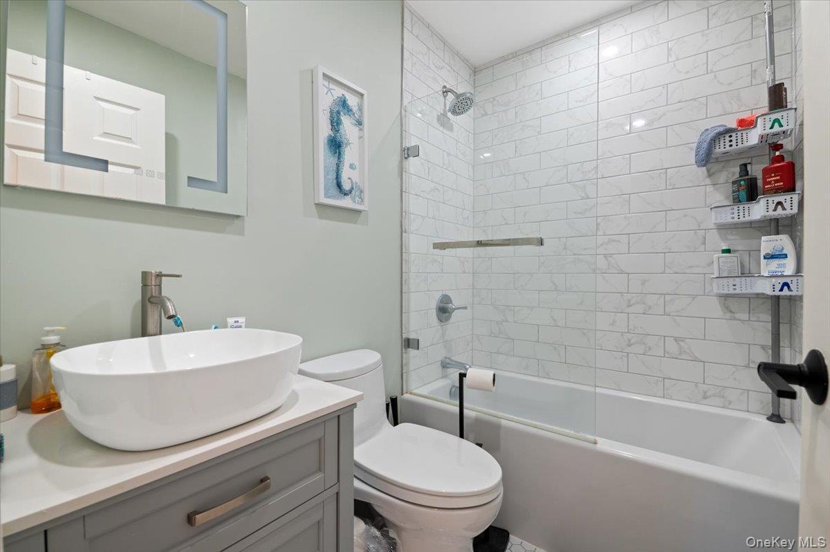 Single Family Ormond Avenue  Suffolk County, NY 11784, MLS-1060785-13