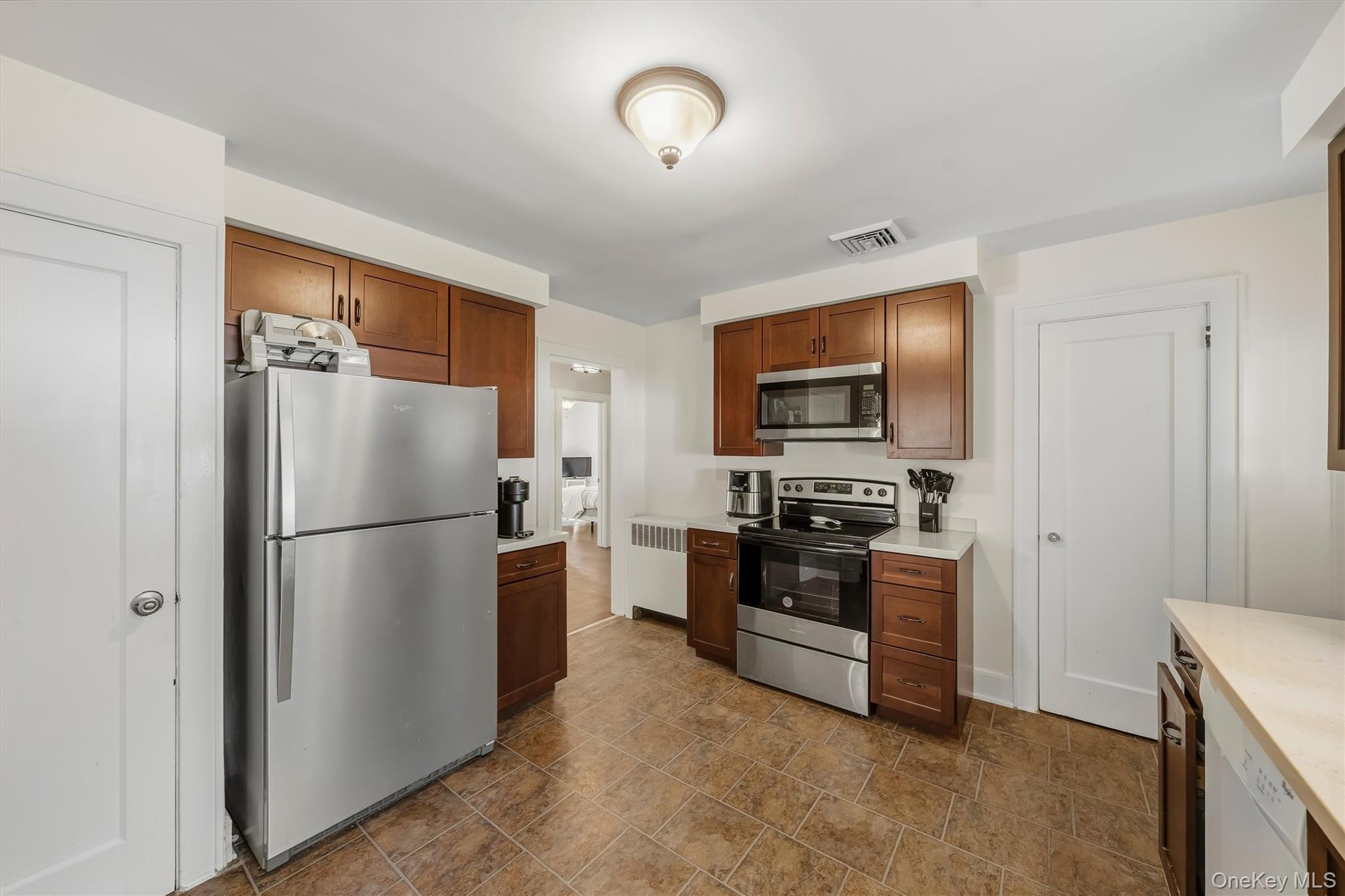 Single Family Senior Street  Orange County, NY 12549, MLS-1060811-17
