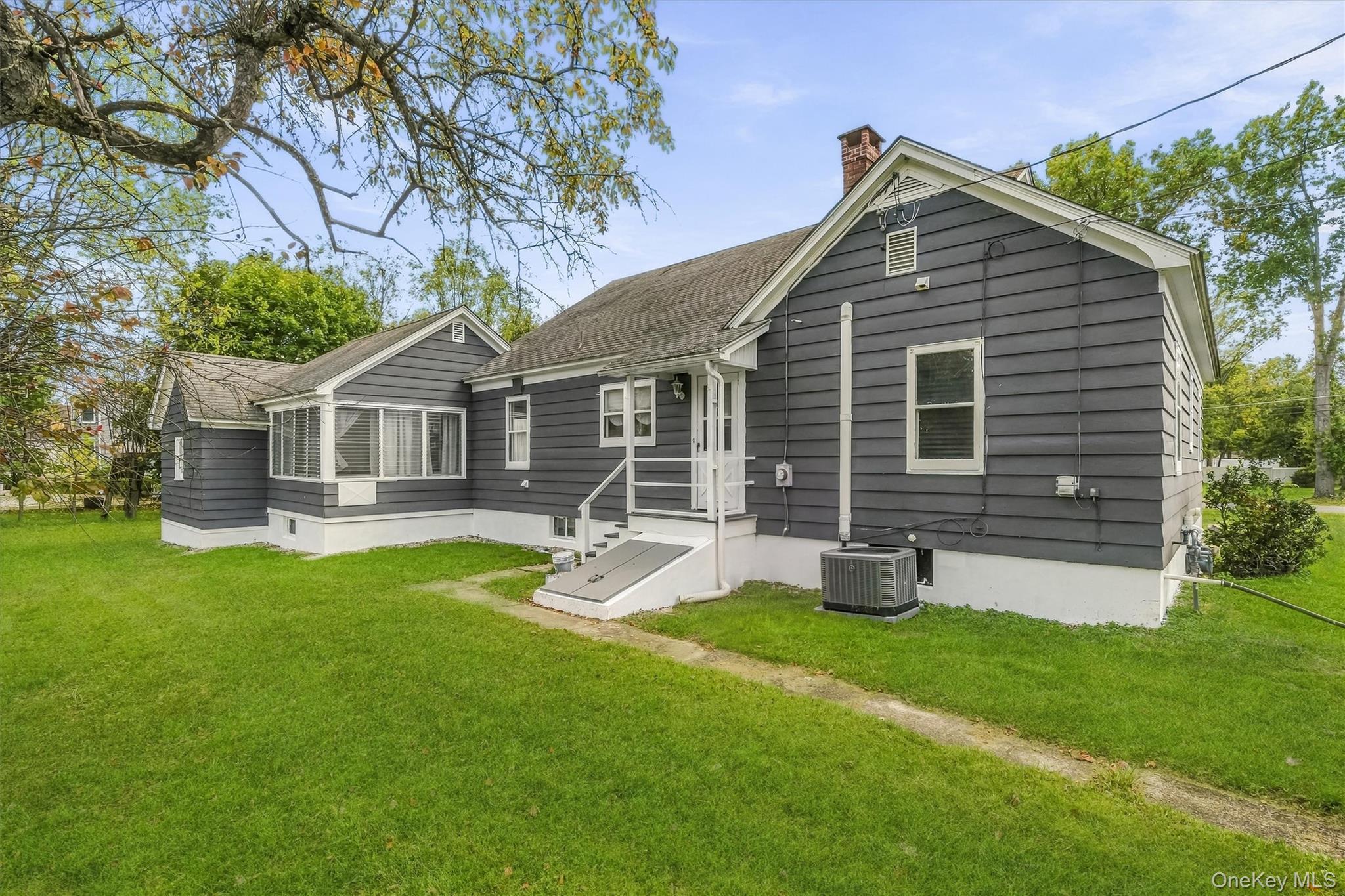 Single Family Senior Street  Orange County, NY 12549, MLS-1060811-29